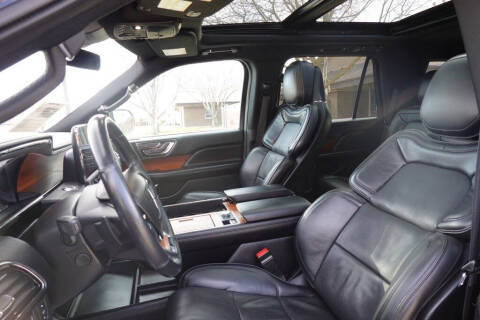 2019 Lincoln Navigator Select