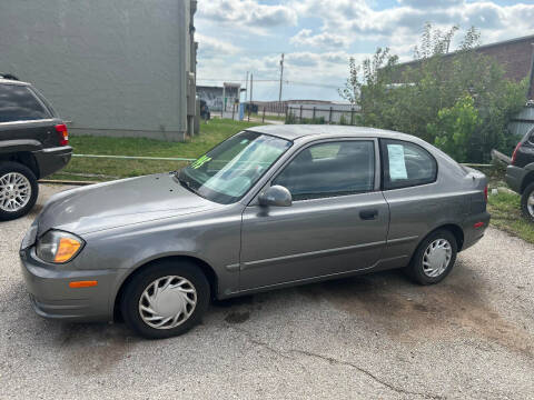 2005 Hyundai Accent for sale at BUZZZ MOTORS in Moore OK