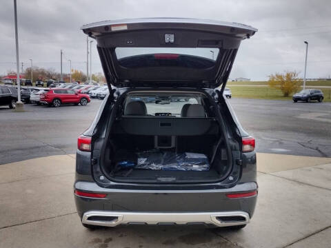 2025 Mitsubishi Outlander PHEV SEL