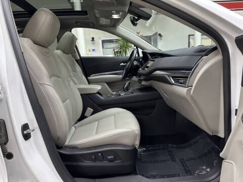 2019 Cadillac XT4 Luxury