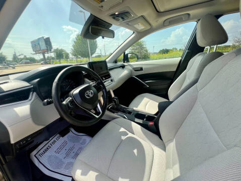 2023 Toyota Corolla Cross LE