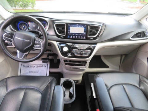 2020 Chrysler Pacifica Touring L Plus