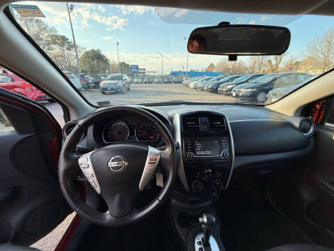 2017 Nissan Versa 1.6 SV