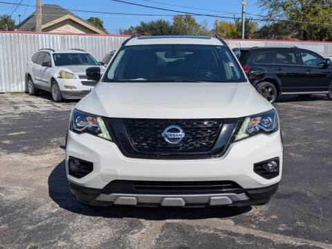 2020 Nissan Pathfinder SL