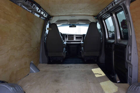 2022 Chevrolet Express 2500