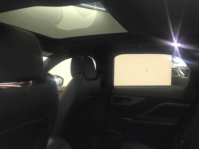 2017 Jaguar F-PACE S