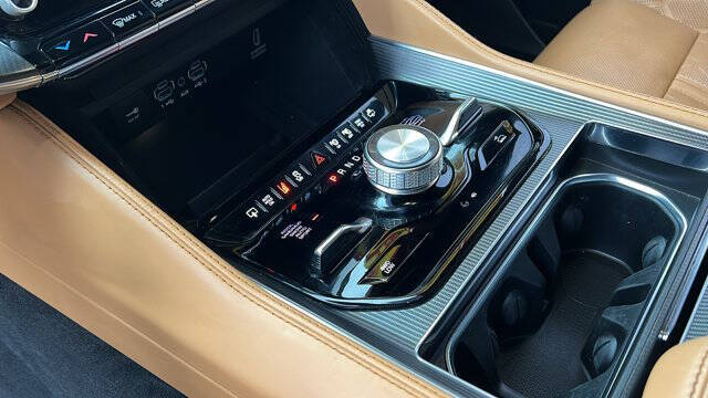 2023 Jeep Grand Wagoneer Series III Obsidian