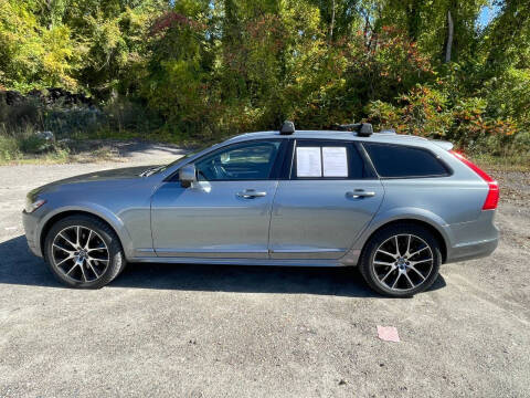 2018 Volvo V90 Cross Country T6