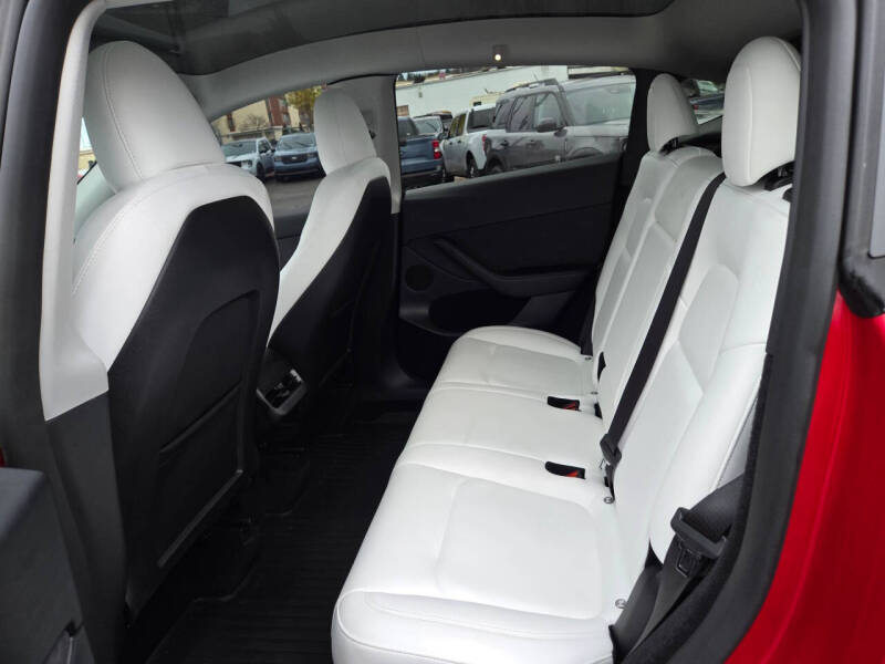 2023 Tesla Model Y Performance