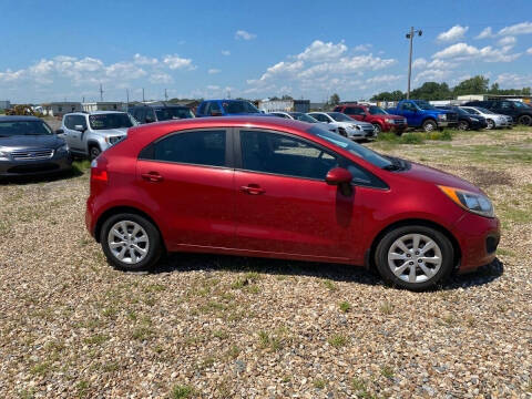 2015 Kia Rio 5-Door for sale at Cajun Auto Resales, LLC in Lafayette LA