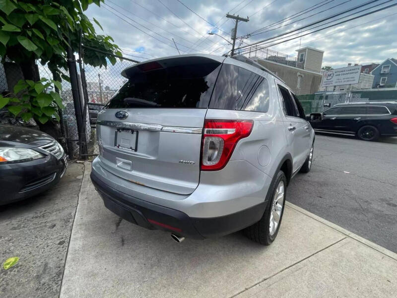 2011 Ford Explorer Limited photo 66