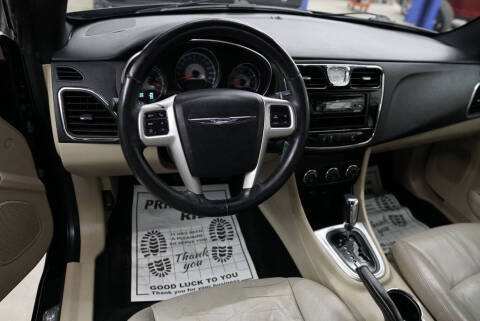 2012 Chrysler 200 Limited