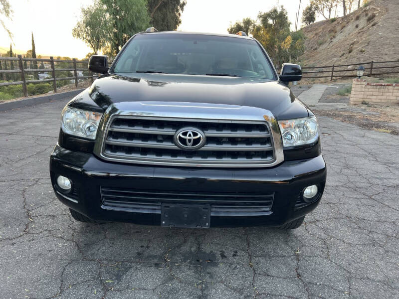 2017 Toyota Sequoia SR5