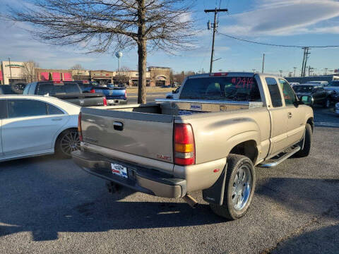 2003 GMC Sierra 1500 Denali