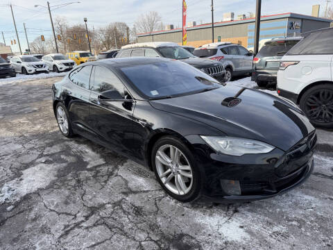 2015 Tesla Model S 70D