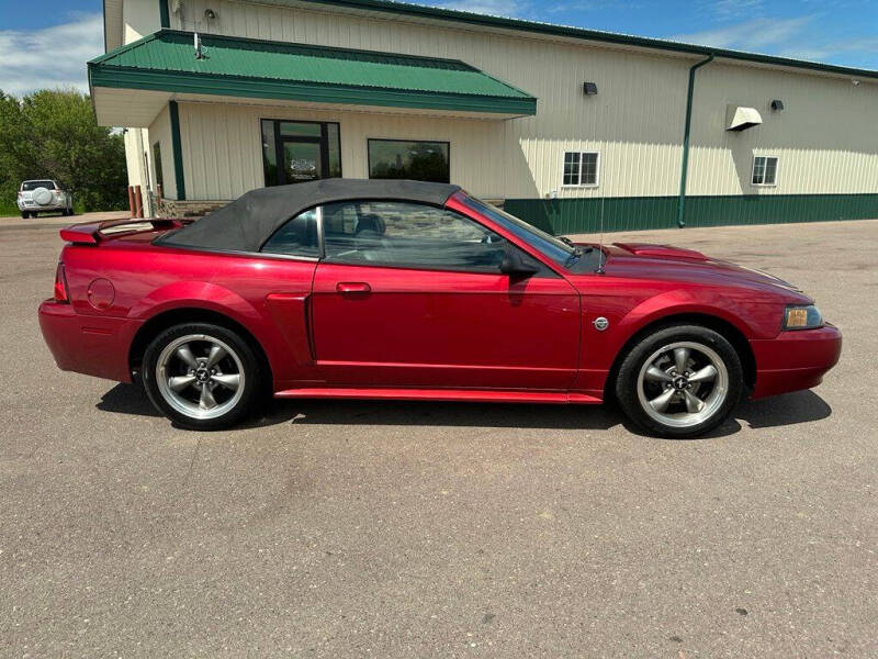 2004 Ford Mustang GT Deluxe