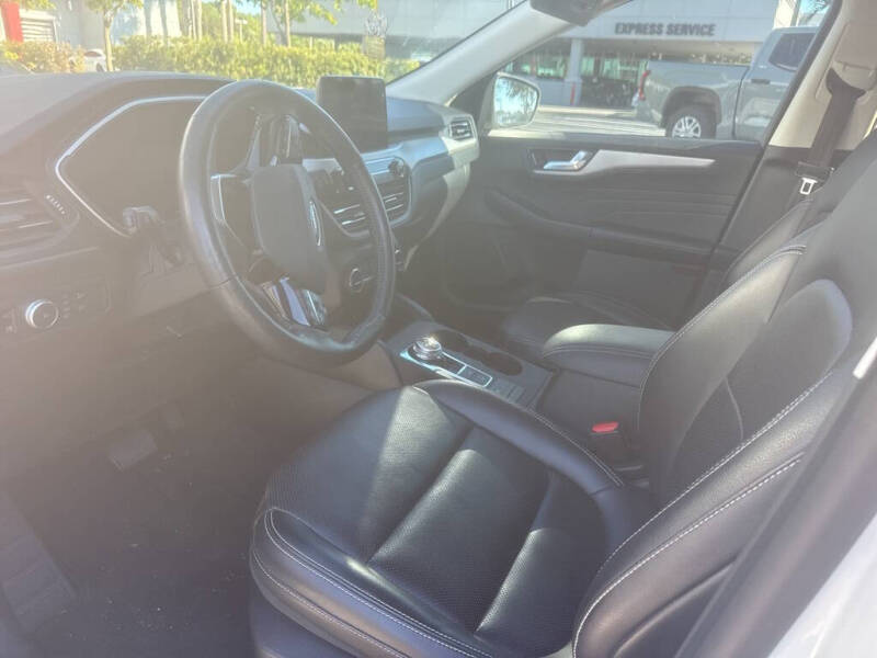 2021 Ford Escape Hybrid SEL