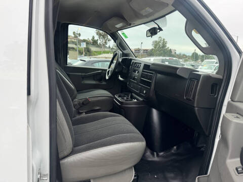 2019 Chevrolet Express 2500