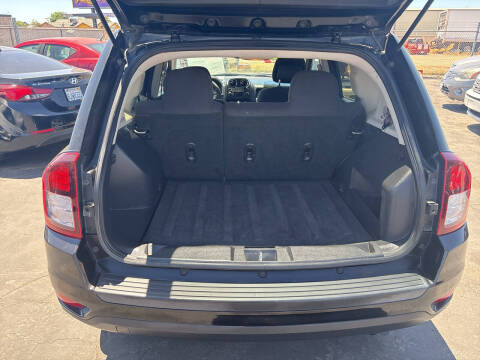 2016 Jeep Compass Sport