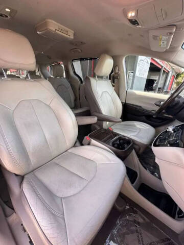 2018 Chrysler Pacifica Touring L