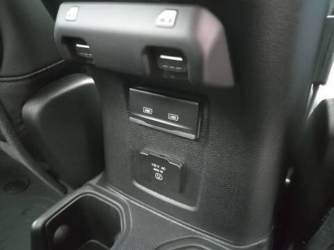 2026 Jeep Gladiator Shadow Ops