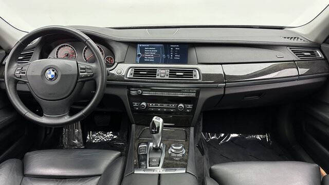 2011 BMW 7 Series 750i