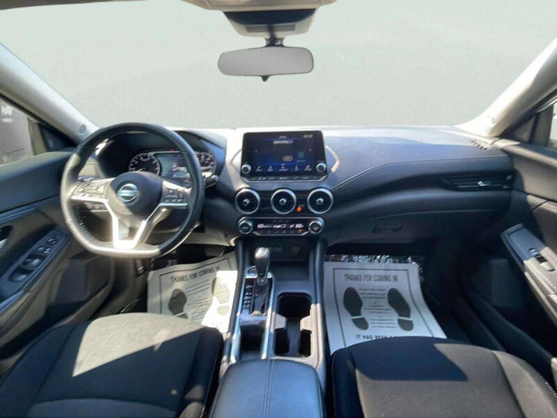 2022 Nissan Sentra SV