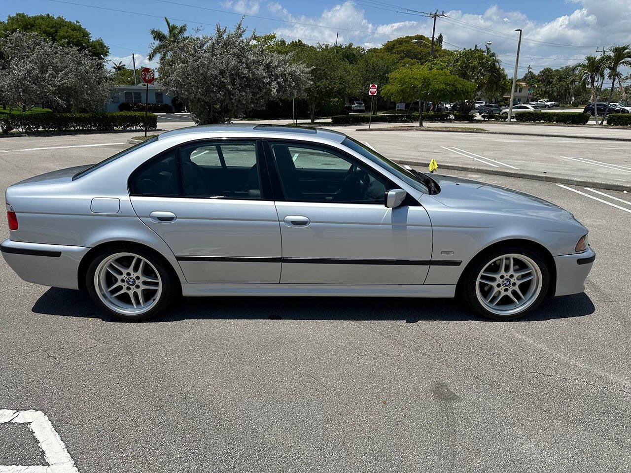 2003 BMW 5 Series 157