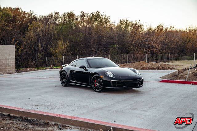 2019 Porsche 911 Carrera 4S