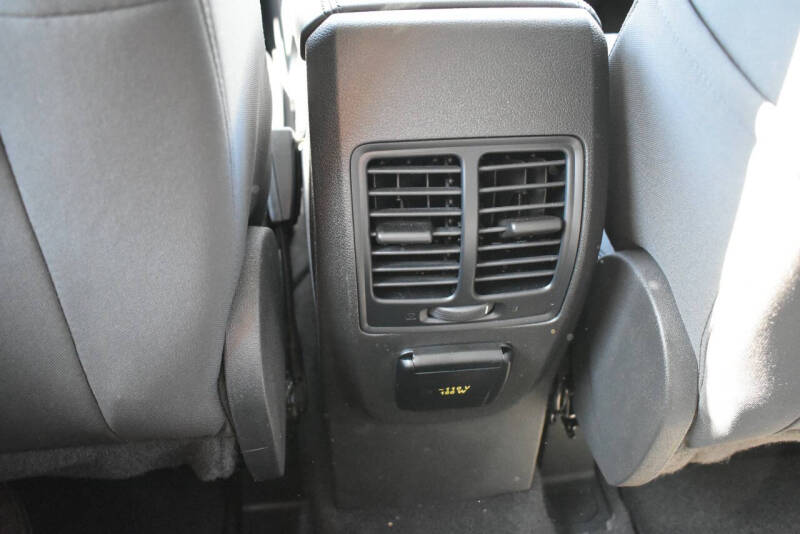 2017 Ford C-MAX Hybrid SE