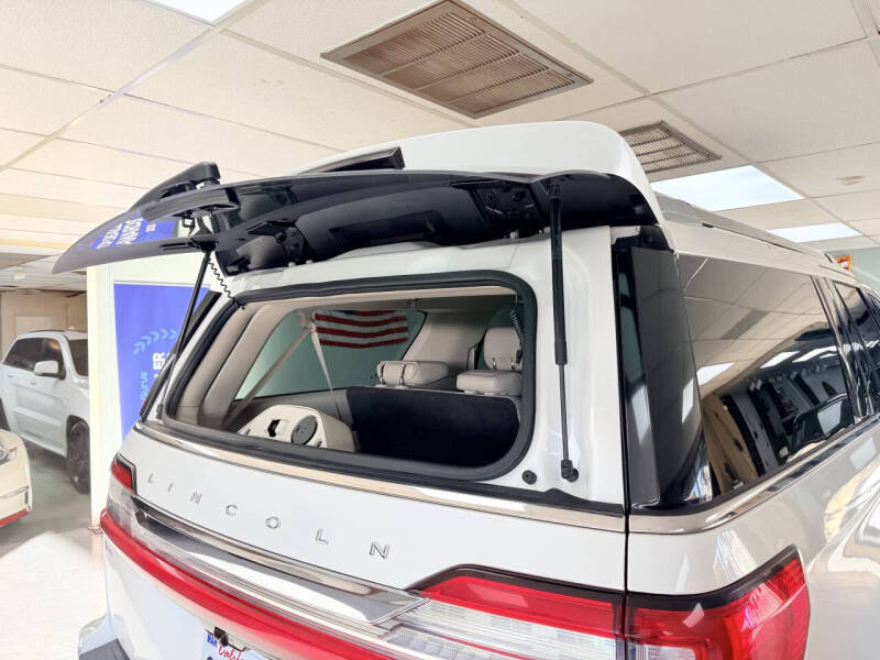 2019 Lincoln Navigator L Reserve