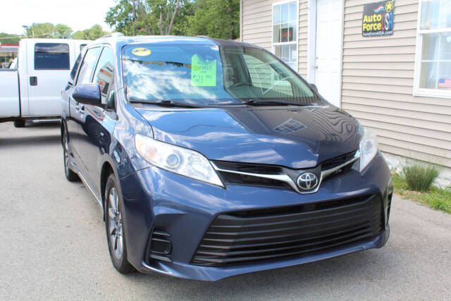 2020 Toyota Sienna for sale at Auto Force USA in Elkhart, IN