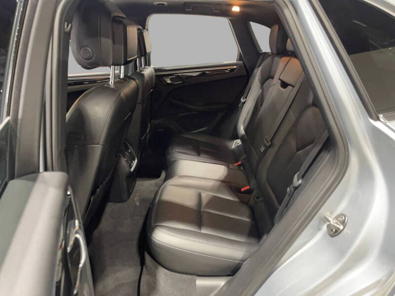 2016 Porsche Macan S