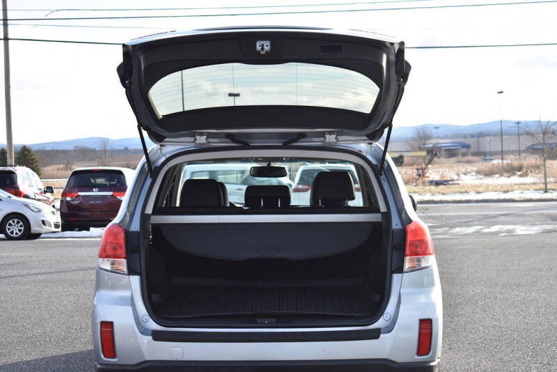 2013 Subaru Outback 2.5i Limited