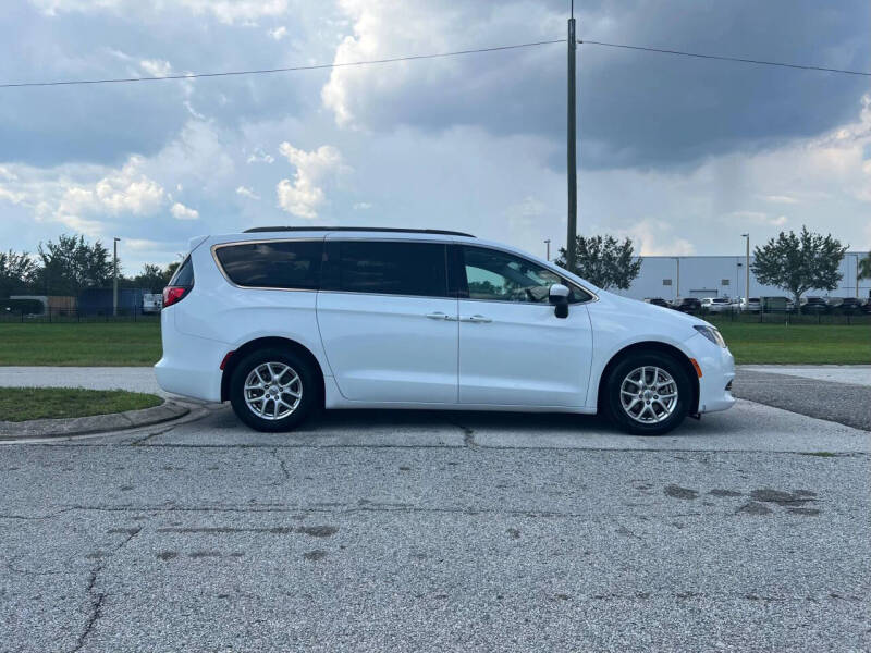 2021 Chrysler Voyager LXi