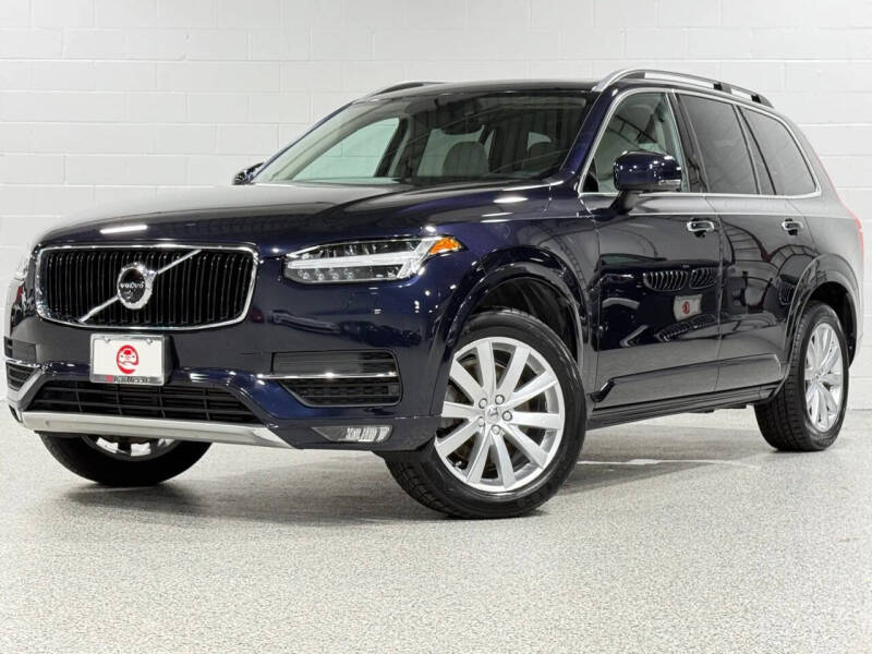 2016 Volvo XC90 T6 Momentum