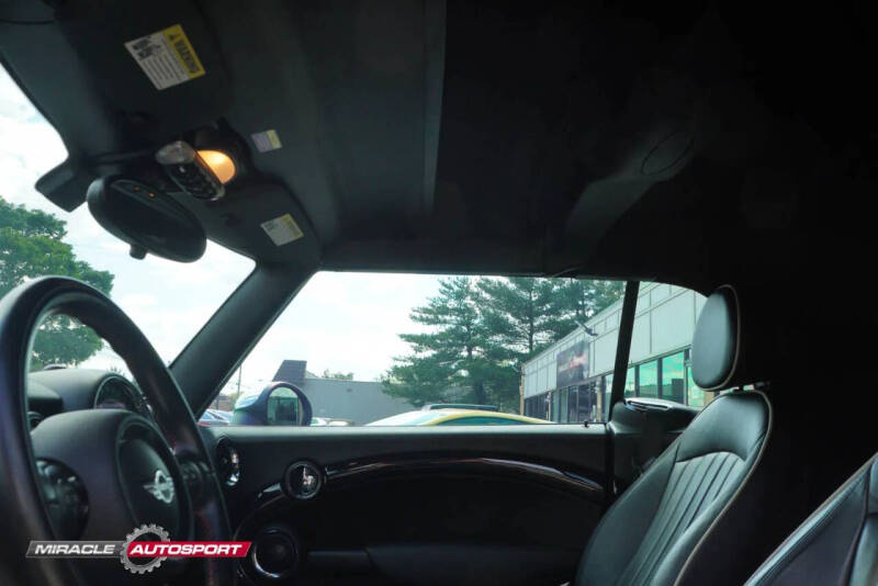 2011 MINI Cooper John Cooper Works