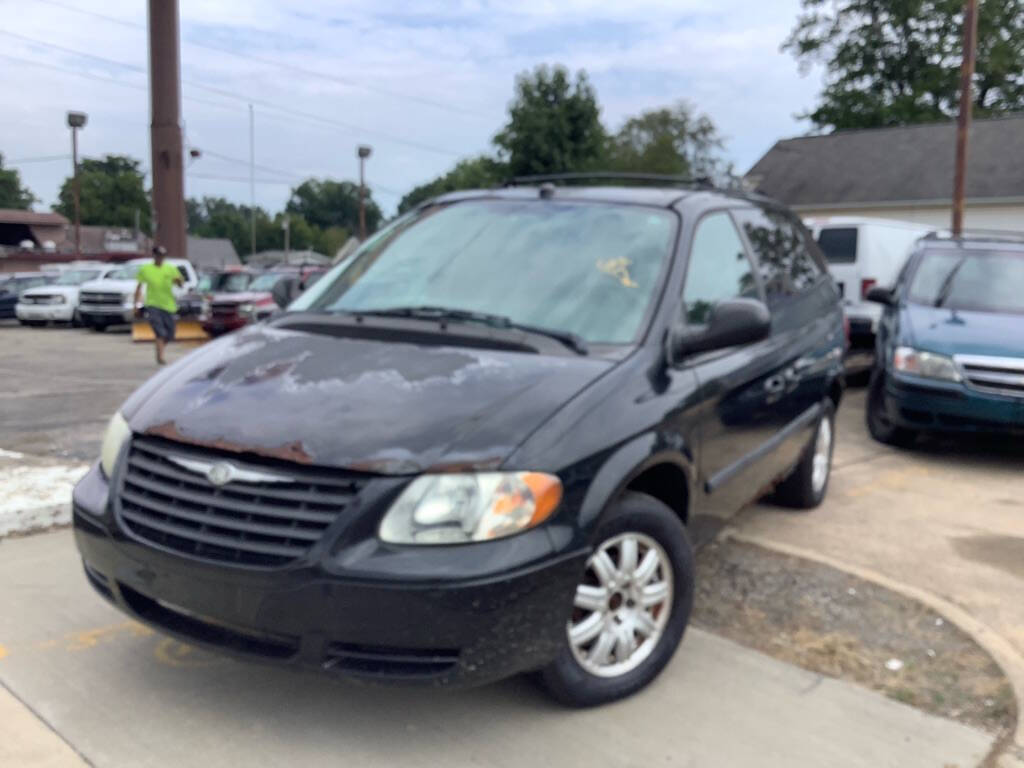 2005 Chrysler Town and Country For Sale In North Lima, OH Carsforsale
