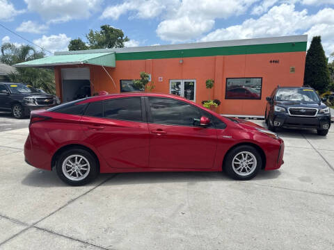 2020 Toyota Prius LE