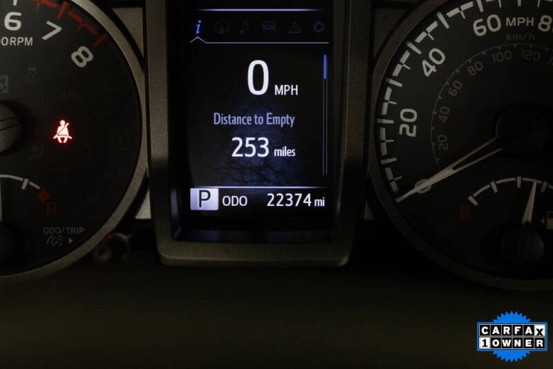 2022 Toyota Tacoma TRD Off-Road