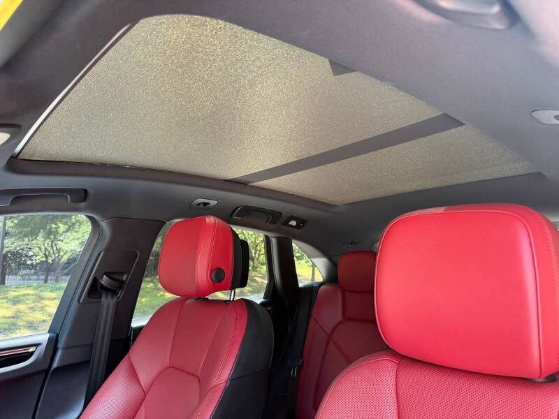2019 Porsche Macan S