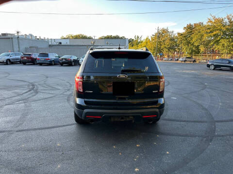 2015 Ford Explorer Sport