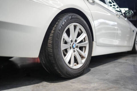 2015 BMW 5 Series 528i