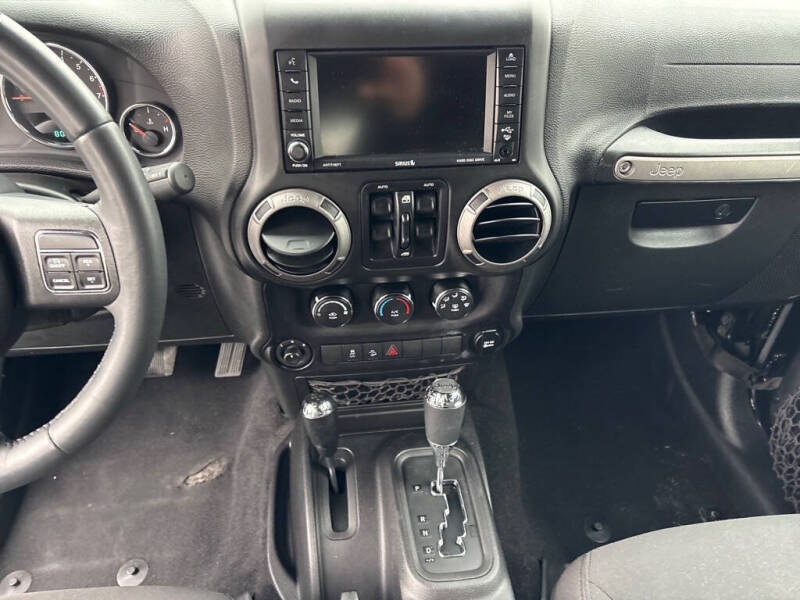 2015 Jeep Wrangler Unlimited Sport