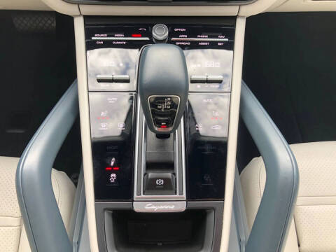 2022 Porsche Cayenne