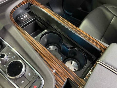 2024 Cadillac Escalade ESV Luxury