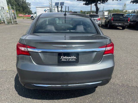 2013 Chrysler 200 Touring