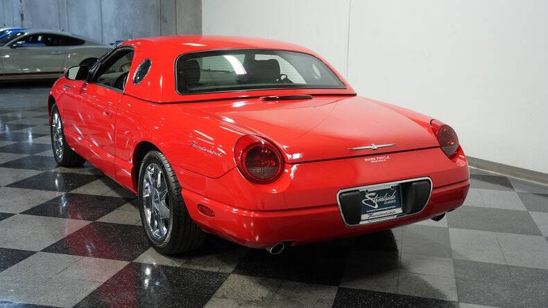 2002 Ford Thunderbird Deluxe