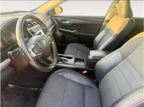 2017 Toyota Camry SE