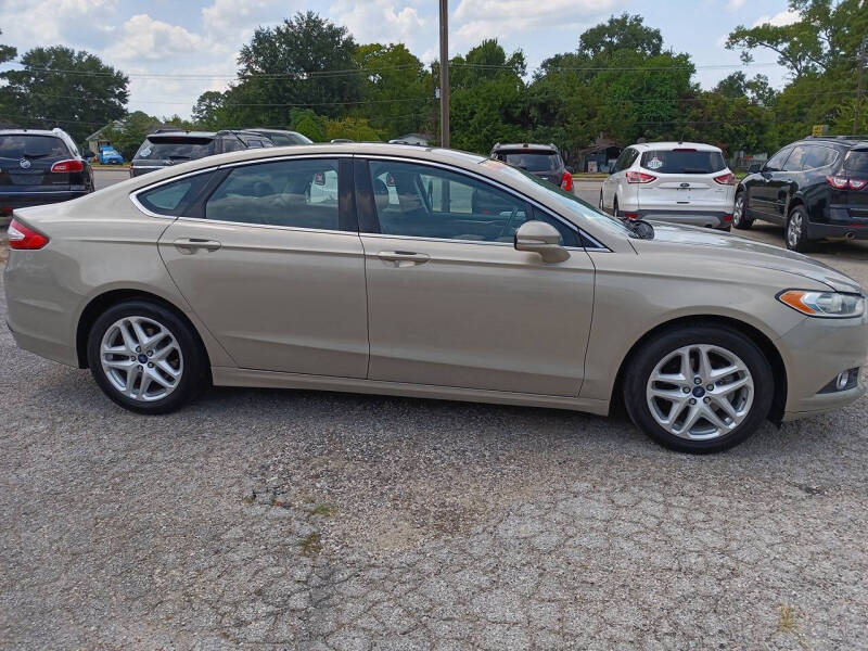 2015 Ford Fusion SE
